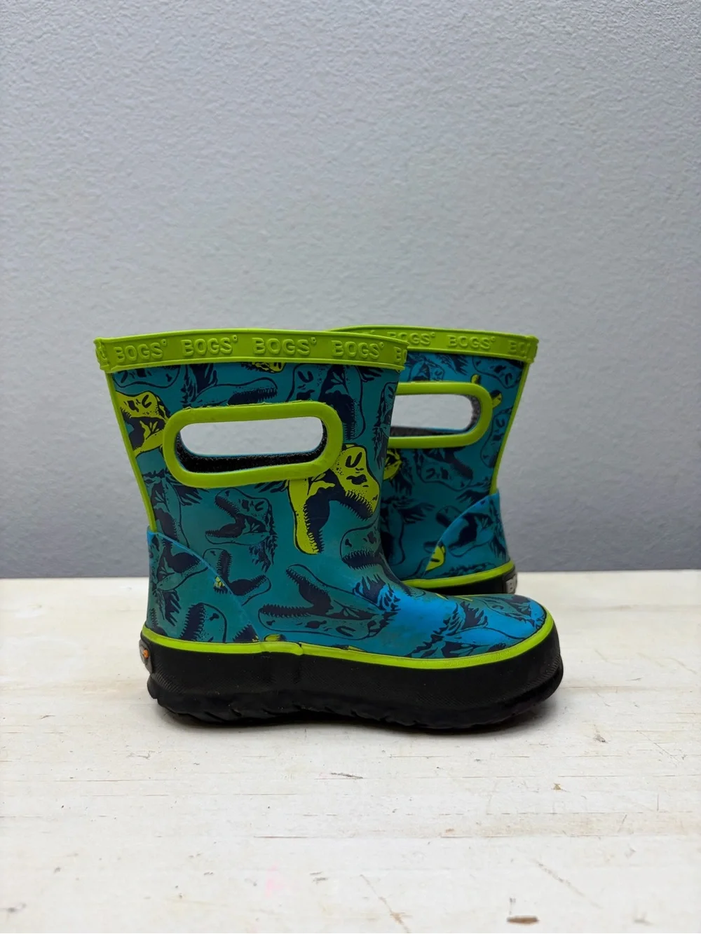 Bogs Skipper Cool Dinos Rain Boots Size 6 Boys